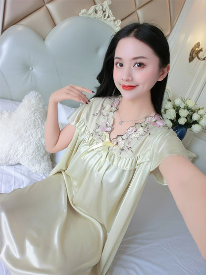 Elegant Ladies Travel Nightgown：V Collar，Short Sleeve，Embroidered Edge，Silk Satin，Light，Spring and Summer，Adult Size，Suitable for Hotels Or Families