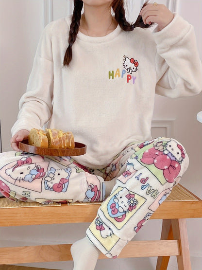 Girls' Comfortable Winter Plush Hello Kitty Pajamas Suit - Cute Cartoon Pattern，Long Sleeves and Pants，Soft Polyester Fiber，Opaque，round Neck Pajamas and Homewear