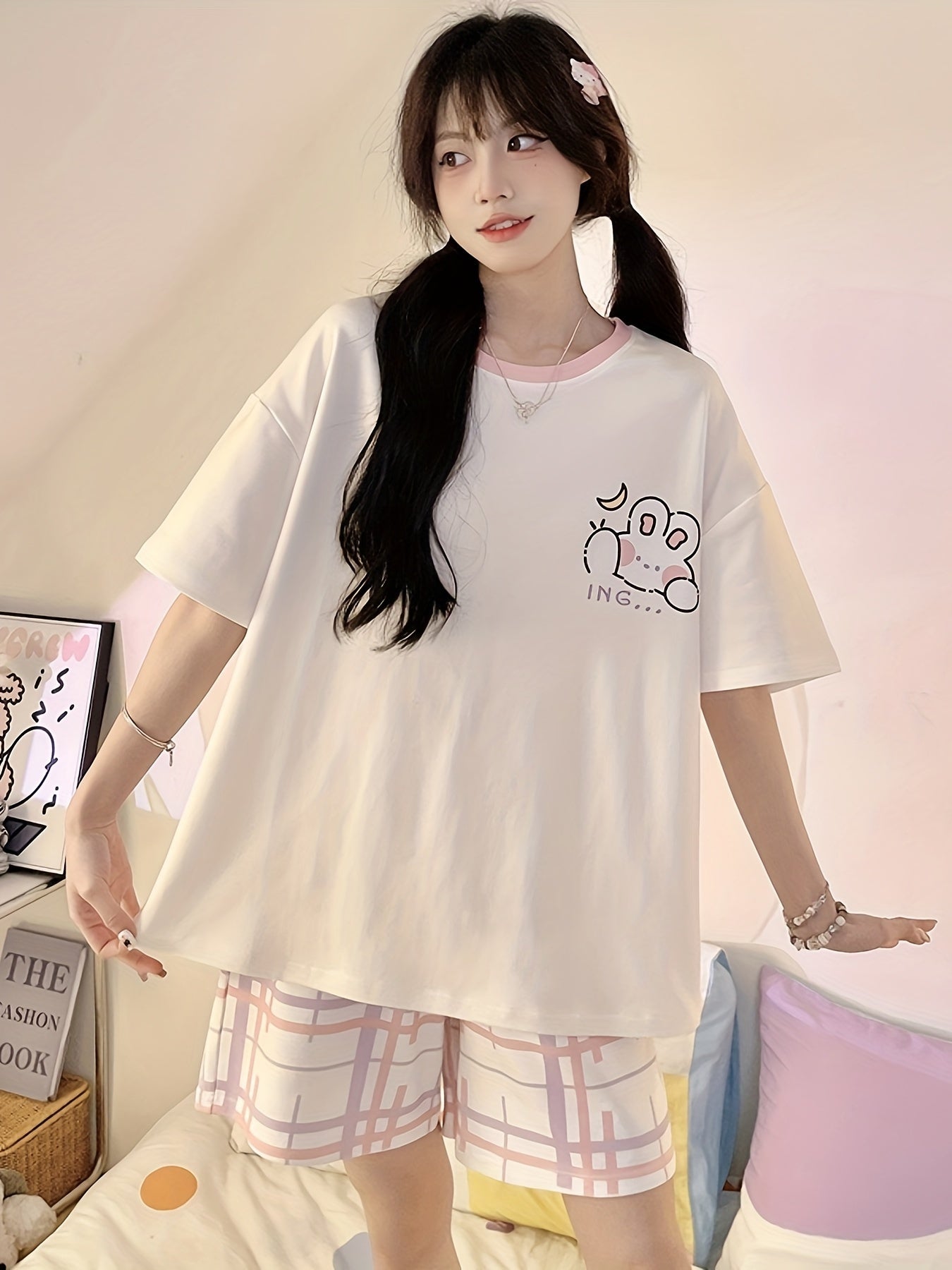 Cute Cartoon Rabbit Women's Pajama Suit - Comfortable Knitted Short Sleeves and Shorts，Machine Washable