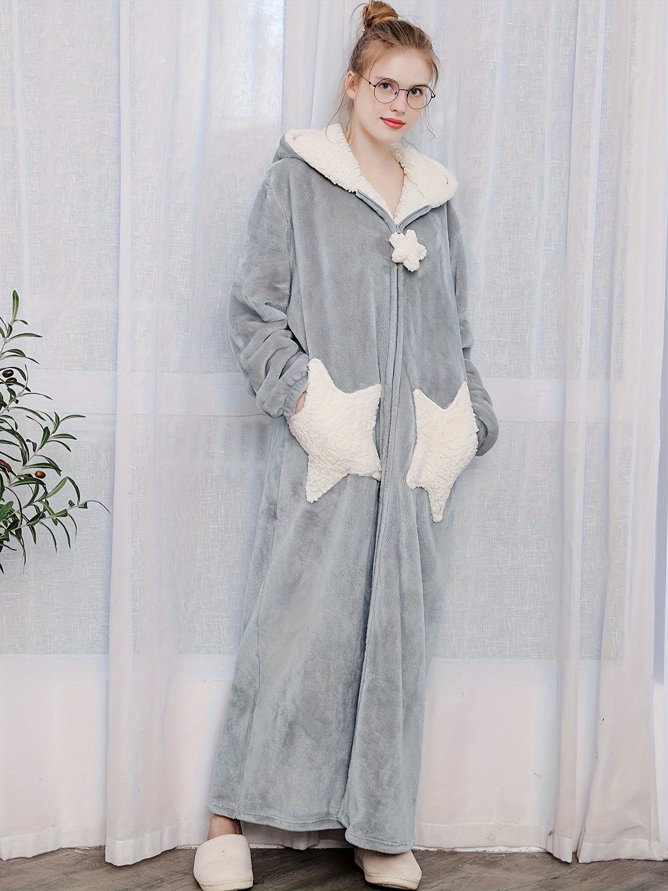 Star Pattern Hooded Soft Homewear  Soft and Comfortable Autumn and Winter Velvet Hooded Long Comfortable Suede Women's Bathrobe，Large Star Pattern，Home Warmth，Fashionable warm，Lively and Cute，Worth Buying