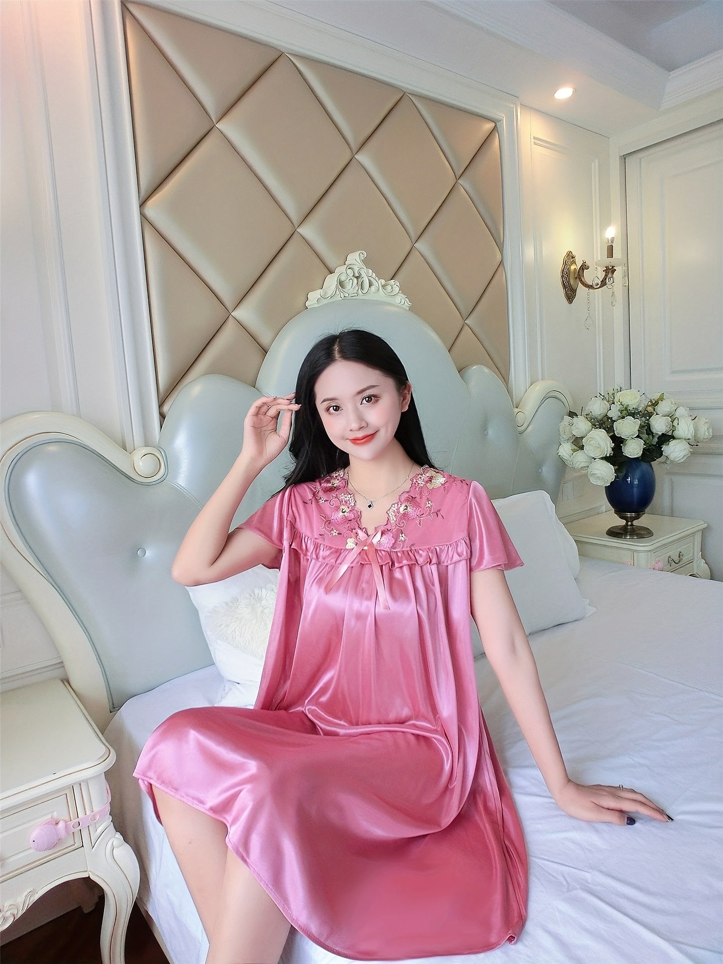 Elegant Ladies Travel Nightgown：V Collar，Short Sleeve，Embroidered Edge，Silk Satin，Light，Spring and Summer，Adult Size，Suitable for Hotels Or Families