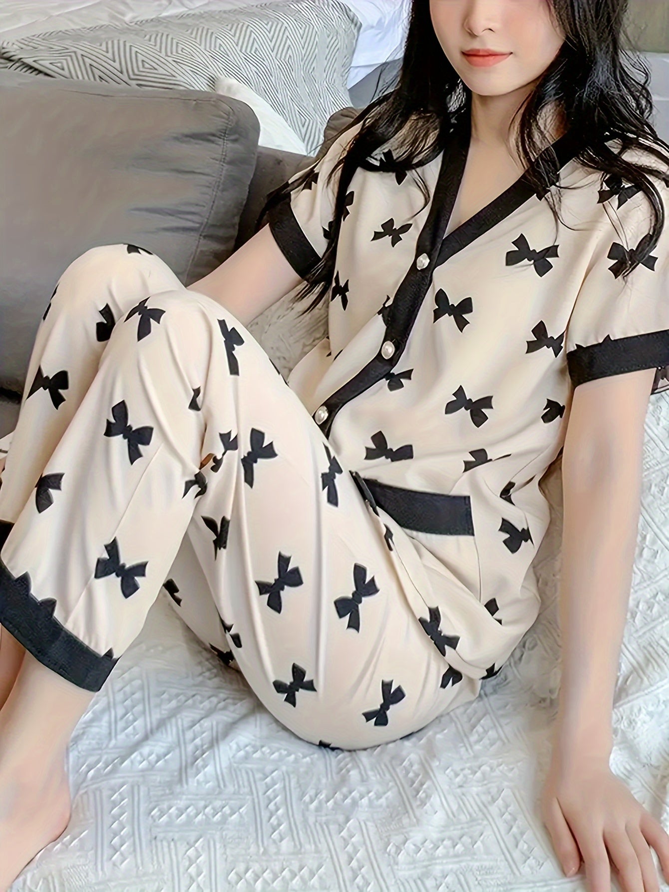 Elegant Bow Print Pajamas Suit，Short Sleeve Button V Collar Top and Elastic Pants，Women's Pajamas and Homewear