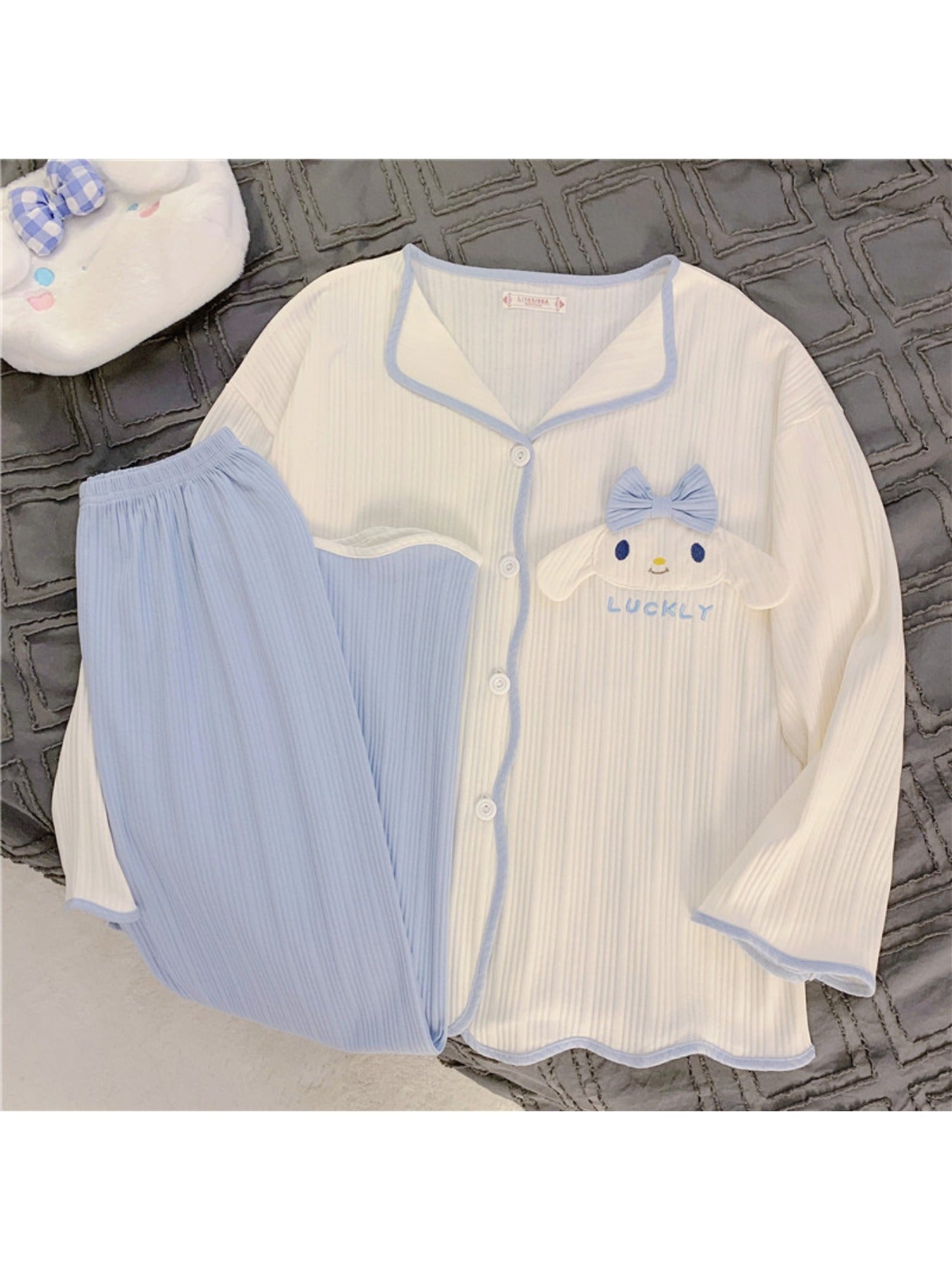 2Pieces Sanrio Women's pajama suit，Sweet Lapel Long Sleeve Top with Bowknot and Embroidered Dog，Solid Color Polyester Knitted Fabric，Trousers，Spring and autumn pajamas