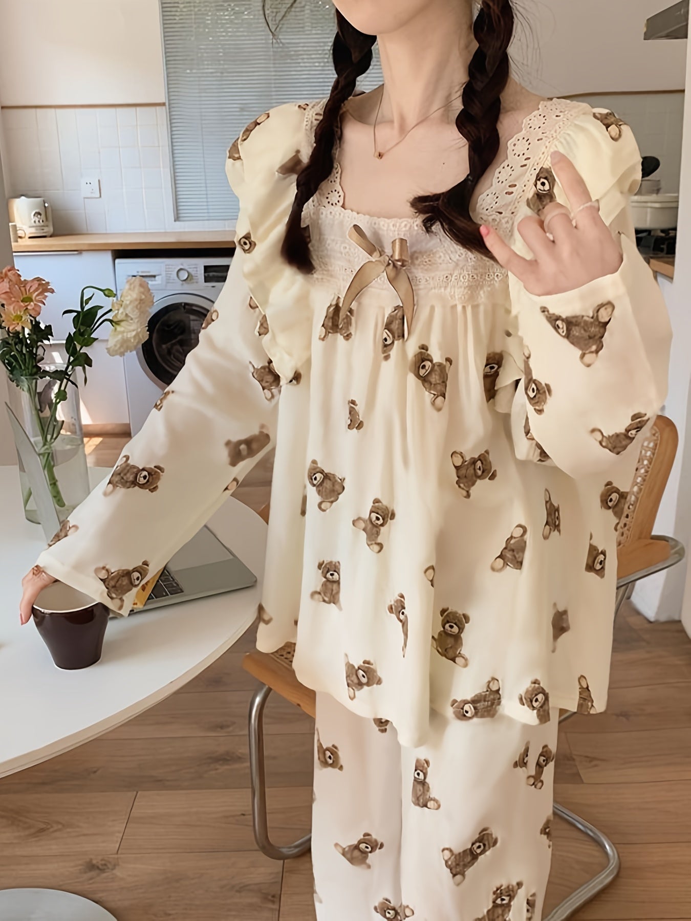 Teddy Bear Printed Pajamas Suit，Cute Long Sleeve Square-Neck Top and Casual Pants，Women's Pajamas and Homewear