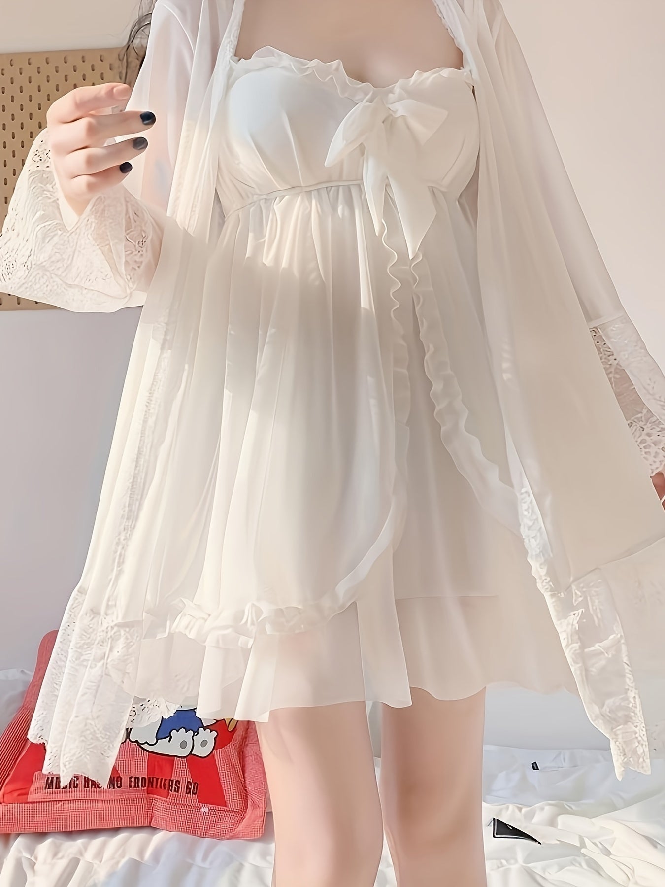 Adult Elegant Royal Style Polyester Night Robe Suit - Contrast Lace Details，Spaghetti Strap Solid Color Nightgown with Padded Vest，All Season Woven Casual Suit