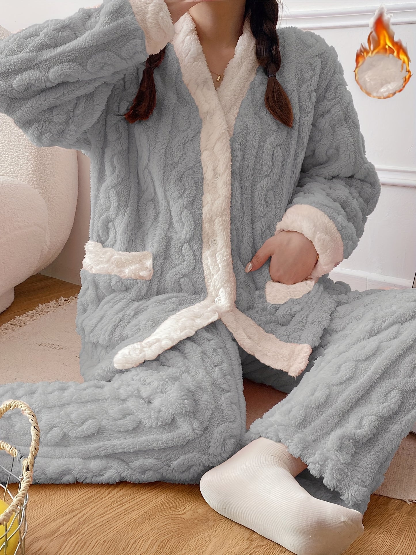 Women's Comfortable Fleece V Collar Pajamas Suit - Cute Sweet Long Sleeve Homewear with Pockets，Non-Retractable Polyester Fiber