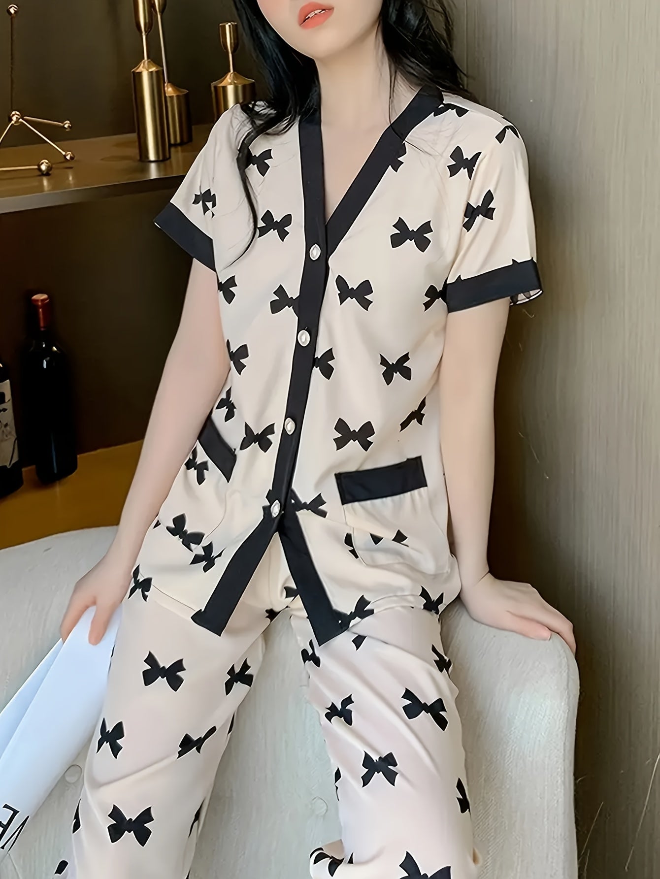 Elegant Bow Print Pajamas Suit，Short Sleeve Button V Collar Top and Elastic Pants，Women's Pajamas and Homewear