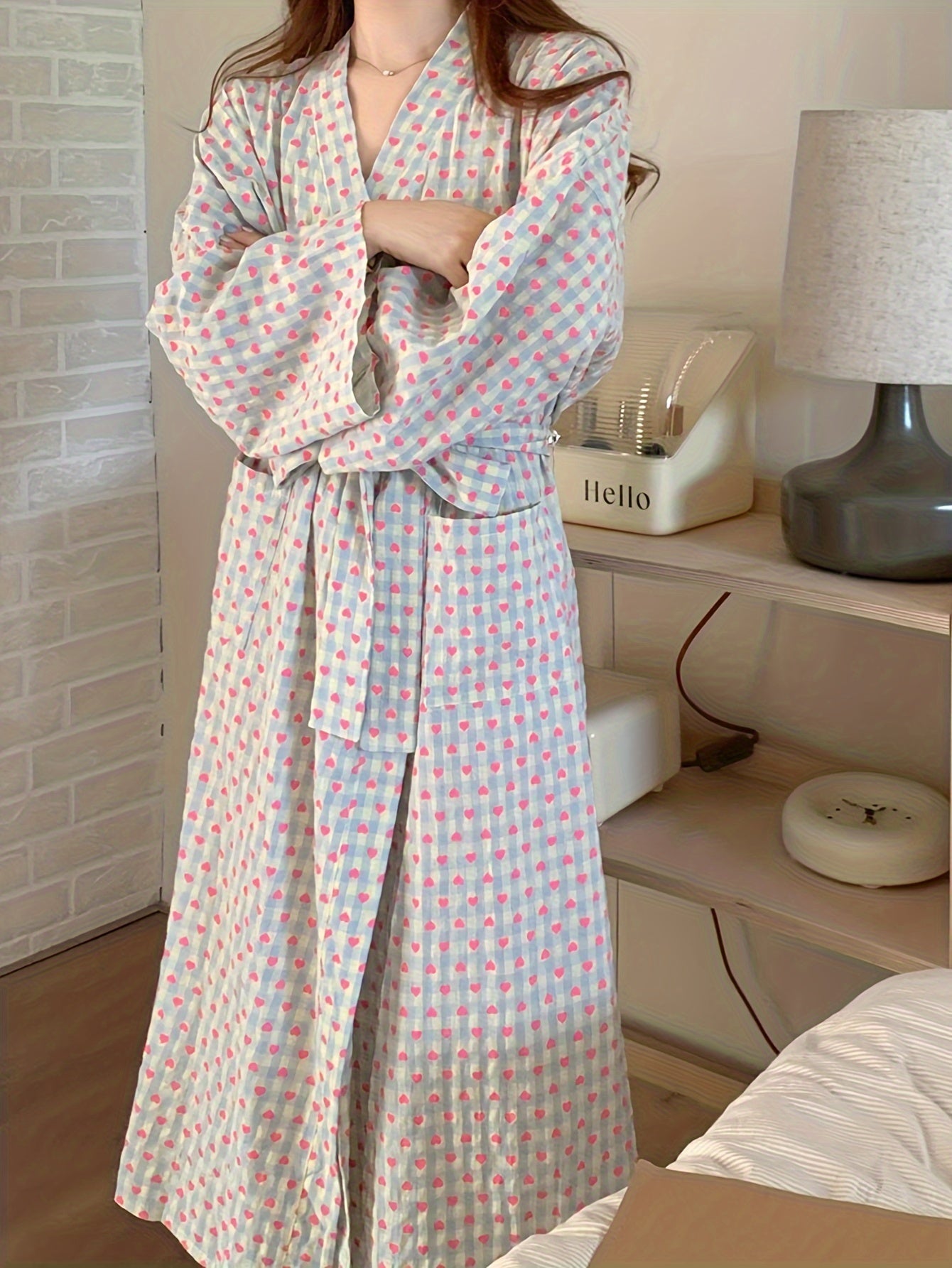 Women's Comfortable Heart-Shaped Plaid Long Sleeve Kimono Robe - Soft Polyester Fiber，V Tie Belt，Perfect Choice for Autumn and Winter