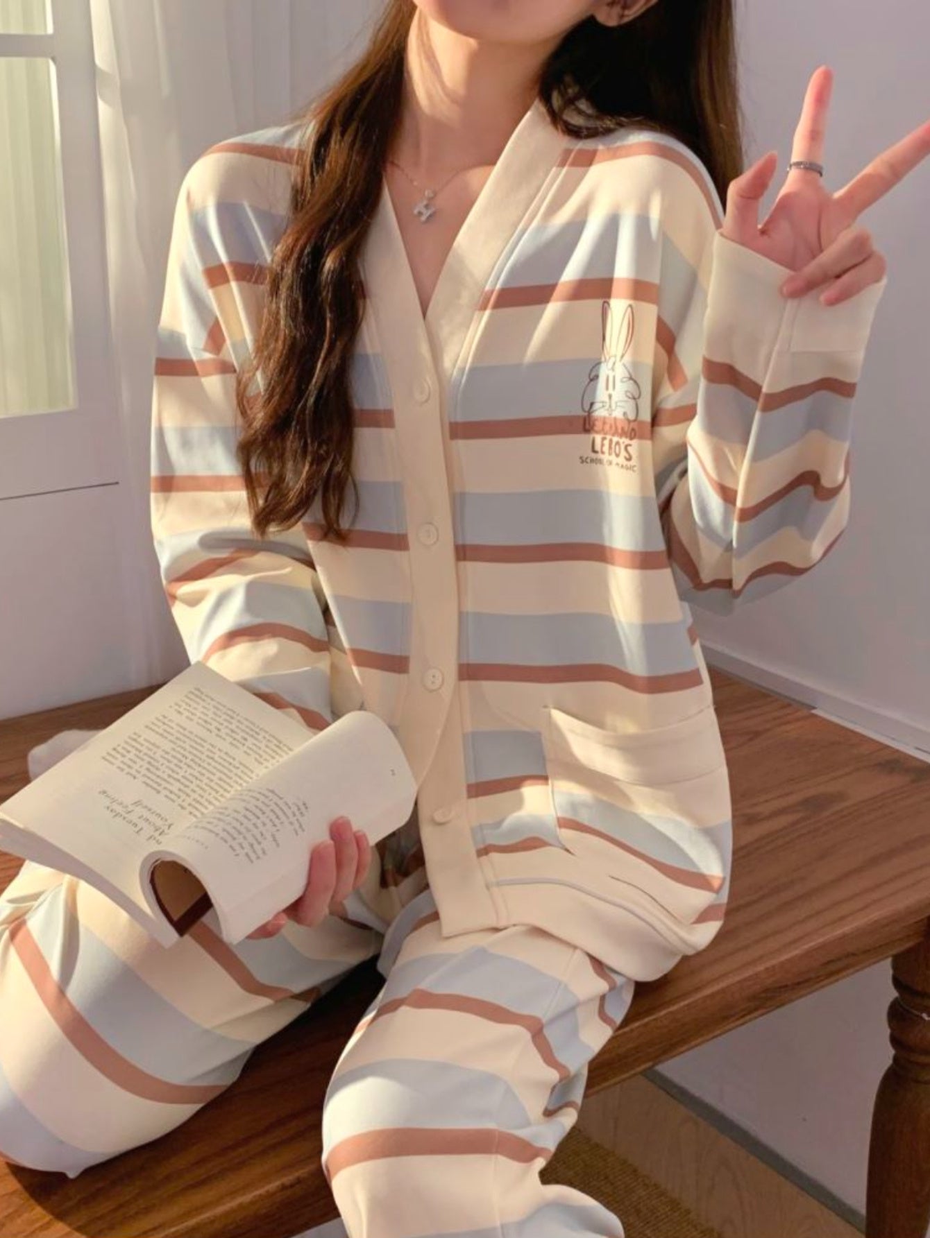 Homewear Suit、Pajamas Suit、Cardigan Design、Wearable Pajamas Suit、Striped Pajamas Suit-Women's pajama suit