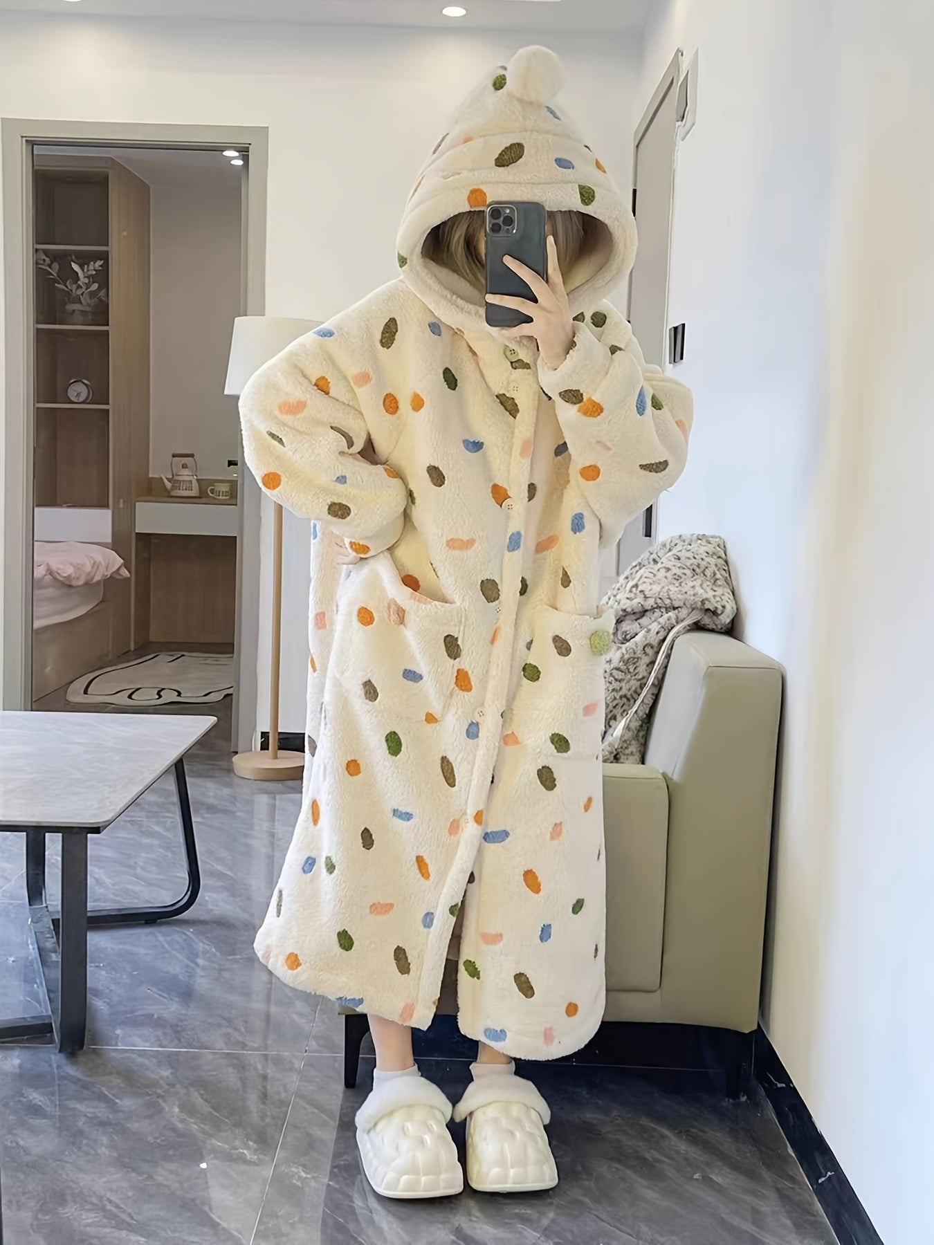 Women's Coral Fleece Pajamas，Bathrobe，Winter Girl Sweet Polka Dot Flannel Hooded Nightdress Home Wear Nightdress