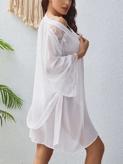 Lace See-through 4/3 Cuff Belt Robe，Exquisite Robe Features Lovely Lace Details on Sleeves and Closing Belt，Adds a Touch of Elegance to Its Classic Design。Beautiful Lace Details Make This Robe Not Match Well with the Lining。