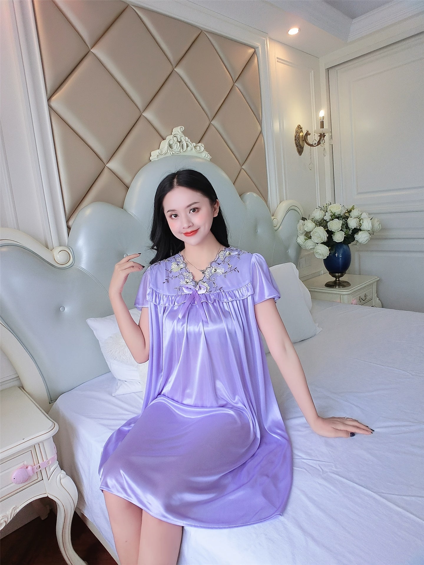 Elegant Ladies Travel Nightgown：V Collar，Short Sleeve，Embroidered Edge，Silk Satin，Light，Spring and Summer，Adult Size，Suitable for Hotels Or Families