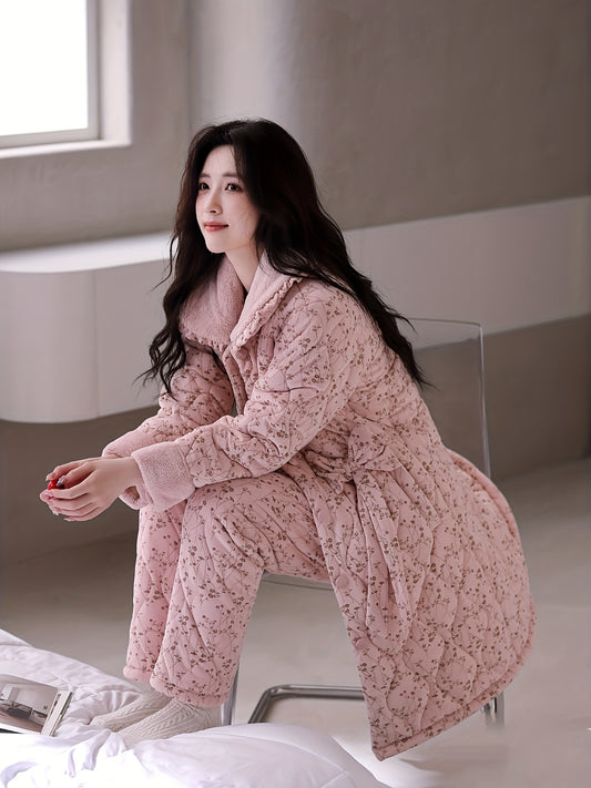 An Elegant Set of Women's Pajamas Suit - Polyester Knitted Fabric Suitable for All Seasons，Long Sleeve V Collar Top with Shorts，Solid Color Design Buckle Details，Comfortable Iceland Velvet Thick Warm Home Wear