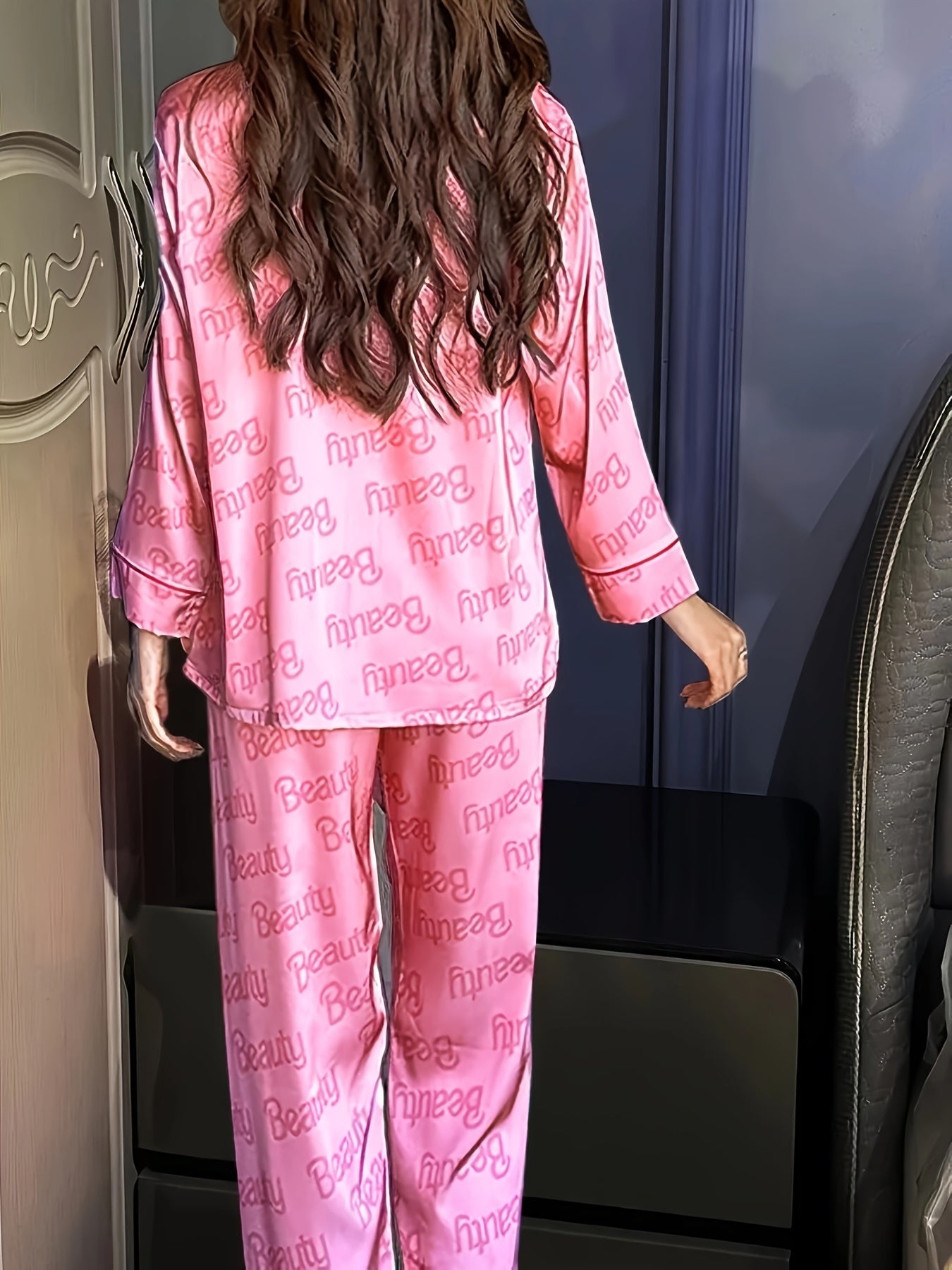 Women's Autumn Satin Pajamas Suit，Printed with Letter Pattern - V Collar Button Top and Long Sleeve Pants，Casual and Comfortable Homewear