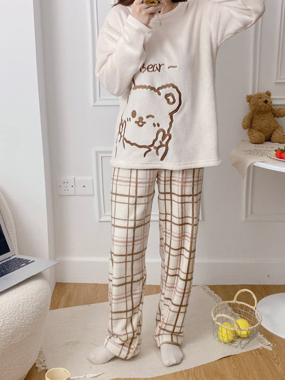 Women's Cute Cartoon and Letter Pattern Wool Thick Pajamas Suit，Long Sleeve Round Neck Top and Plaid Pants，Comfortable and Loose Suitable for Autumn and Winter