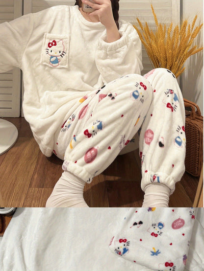 Ladies Hello Kitty Flannel Pajamas Suit，Casual round Neck，Polyester Knitted Fabric，Cartoon Pattern Casual Wear，Thick Plush Two-Piece Year-round Pajamas。