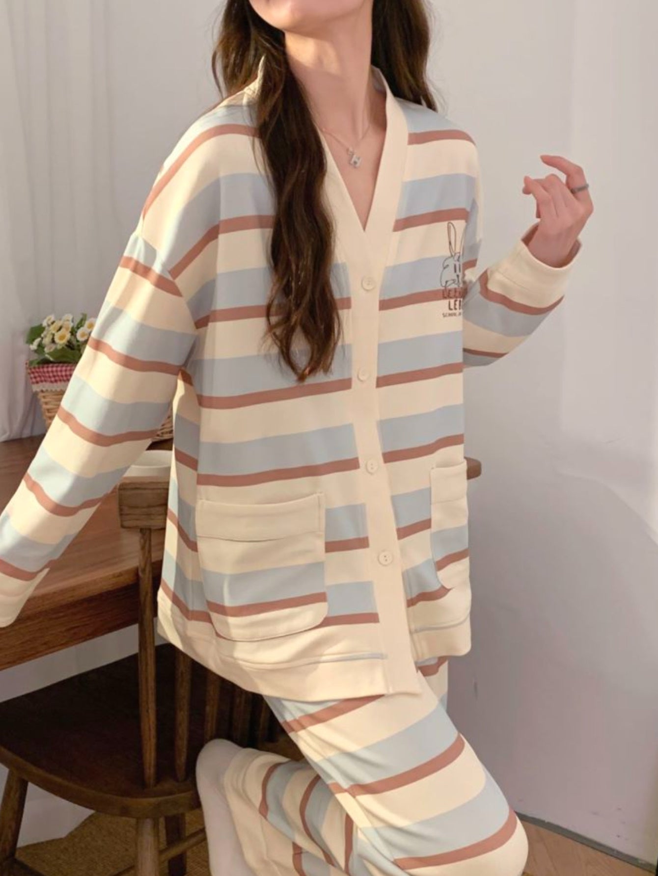 Homewear Suit、Pajamas Suit、Cardigan Design、Wearable Pajamas Suit、Striped Pajamas Suit-Women's pajama suit