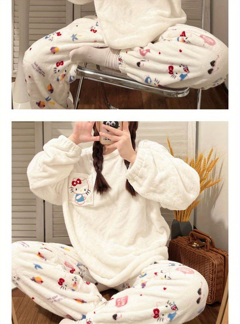 Ladies Hello Kitty Flannel Pajamas Suit，Casual round Neck，Polyester Knitted Fabric，Cartoon Pattern Casual Wear，Thick Plush Two-Piece Year-round Pajamas。