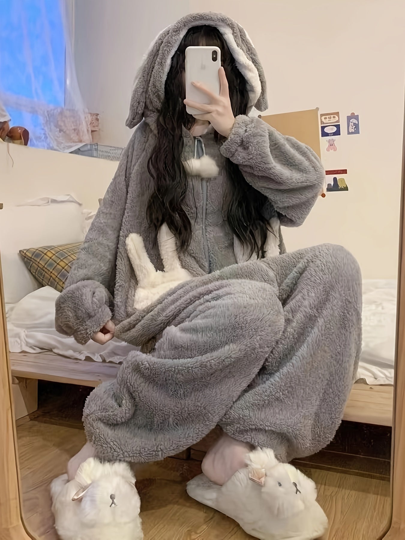 Women's Winter Cute Rabbit Pattern Homewear，Coral Fleece Thickened Outdoor Wear