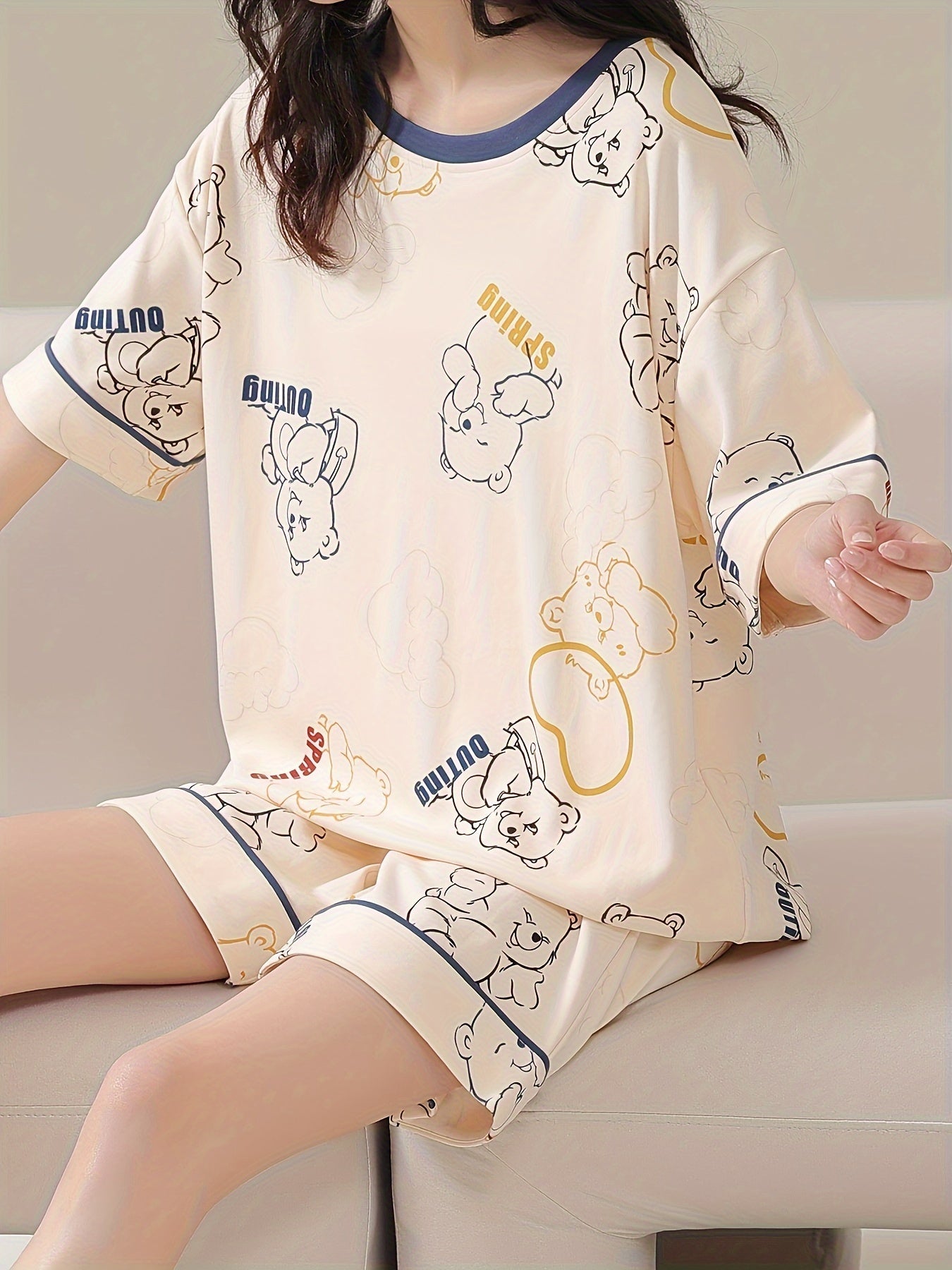 Women's Cute Bear and Letter Print Loose Design Pajamas Suit，Short Sleeve round Neck Top and Shorts，Comfortable Loose Design