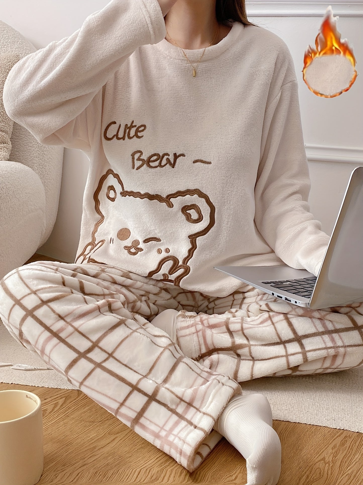 Women's Cute Cartoon and Letter Pattern Wool Thick Pajamas Suit，Long Sleeve Round Neck Top and Plaid Pants，Comfortable and Loose Suitable for Autumn and Winter