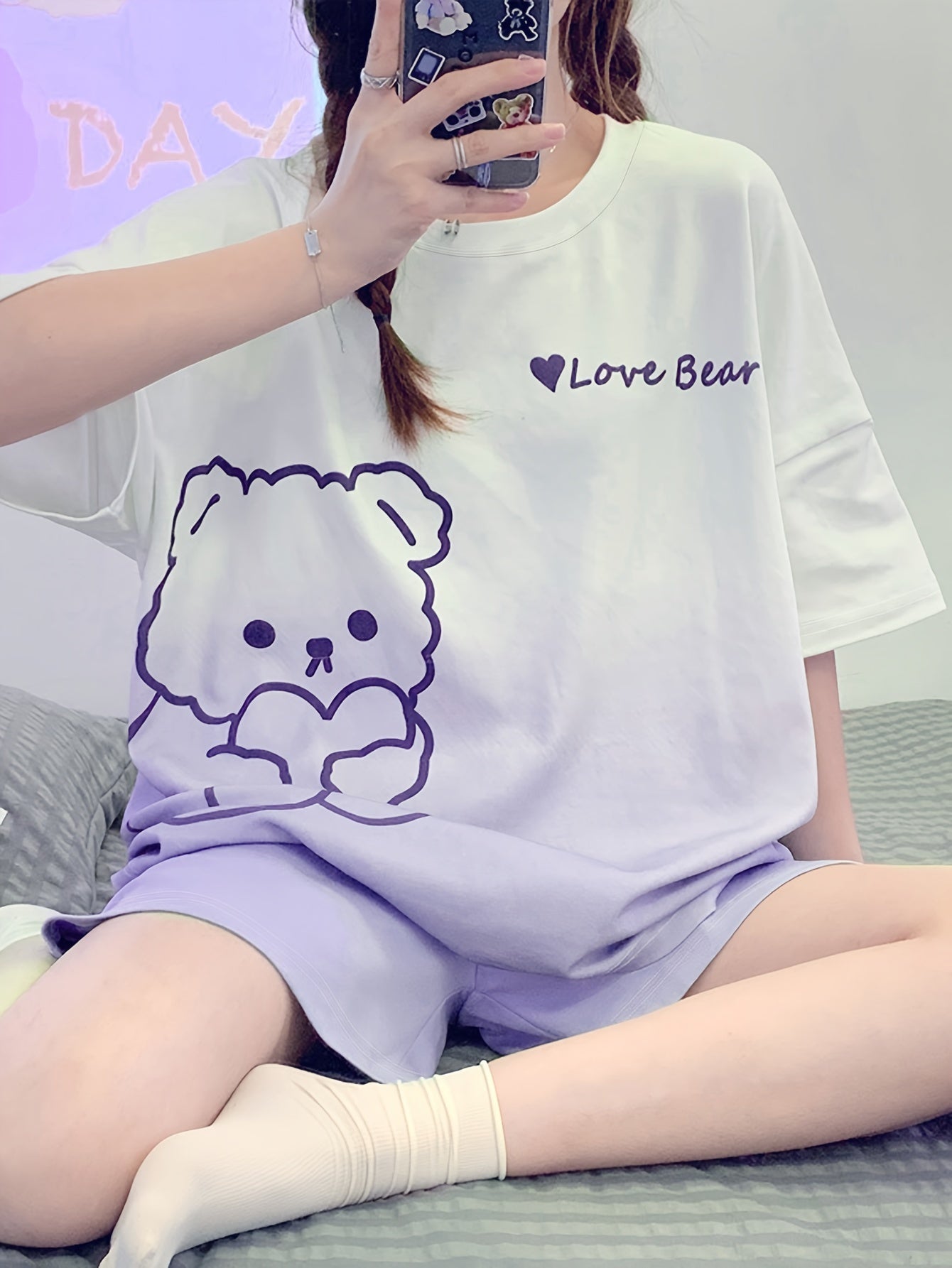 Cute Little Bear and Letter Print Gradient Loose Design Pajamas Suit，Short Sleeve round Neck Top and Elastic Shorts，Women's Pajamas