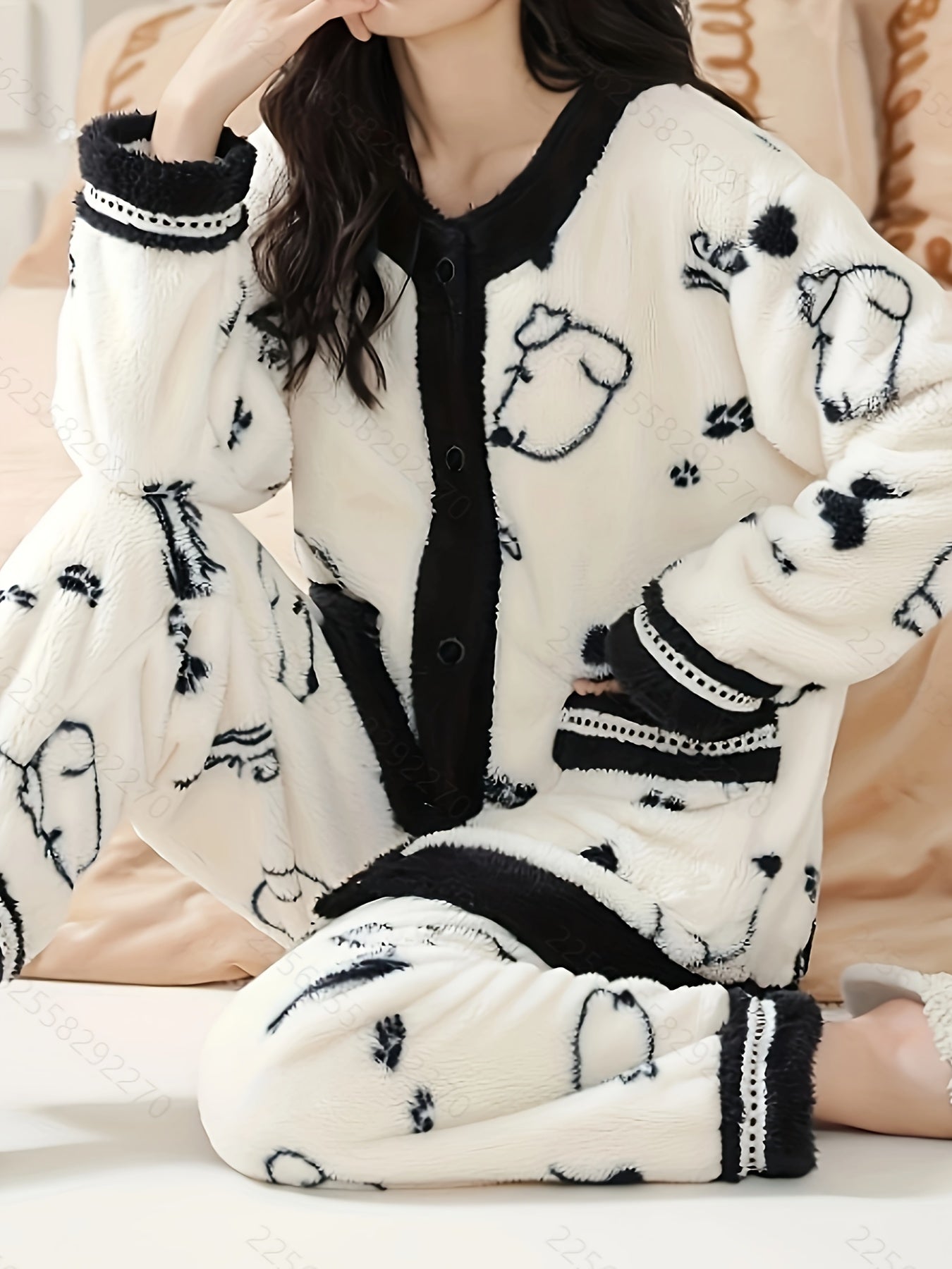 Women's Cute Bear Printed Thickening Fleece Casual Suit，Long Sleeve Button V Collar Top and Pants，Autumn and Winter Comfortable Loose Style