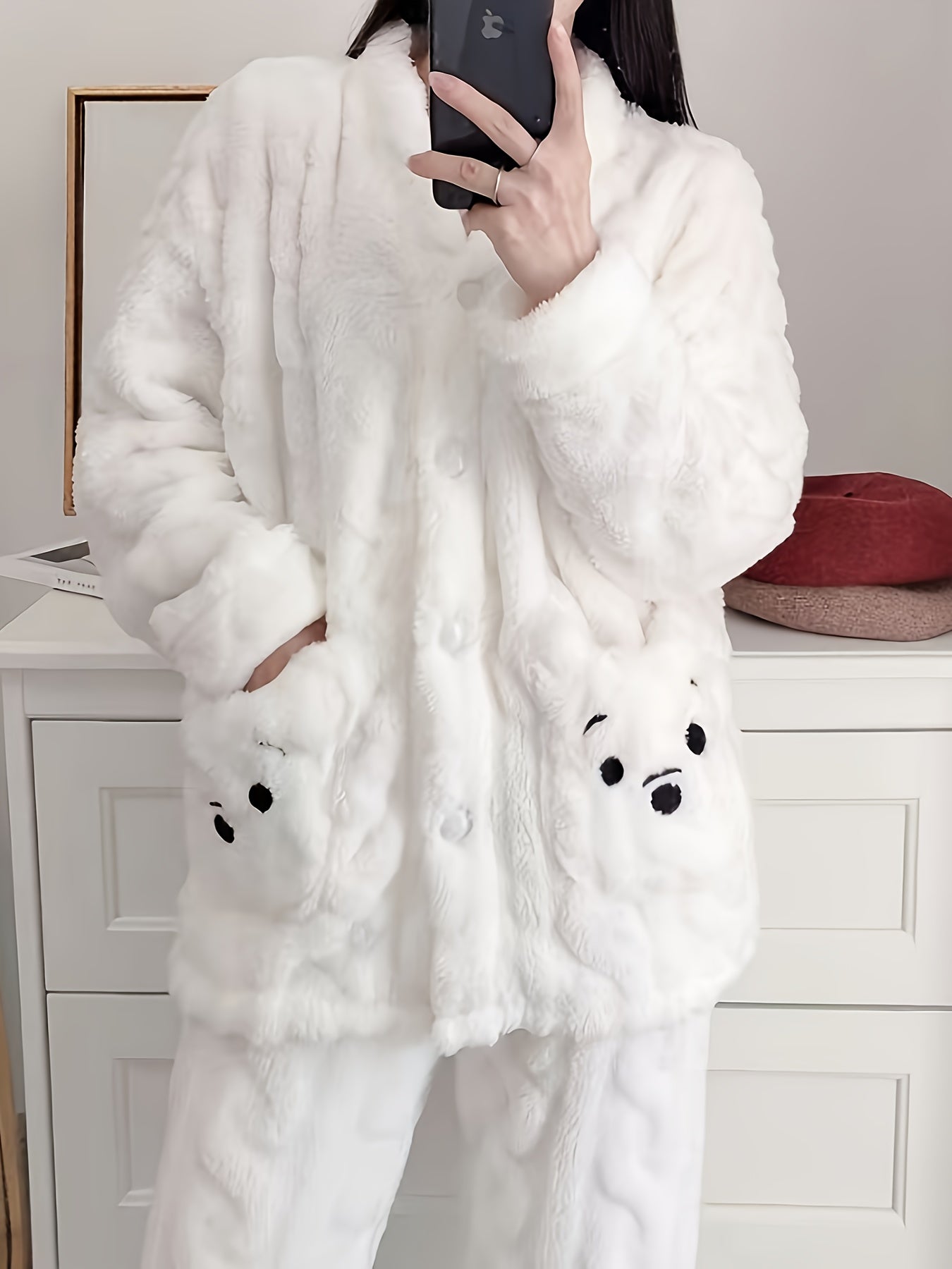 Cute Bear and Letter Printed Fleece Jacquard Pajamas Suit，Long Sleeve Button V Collar Top and Elastic Pants，Women's Pajamas and Homewear