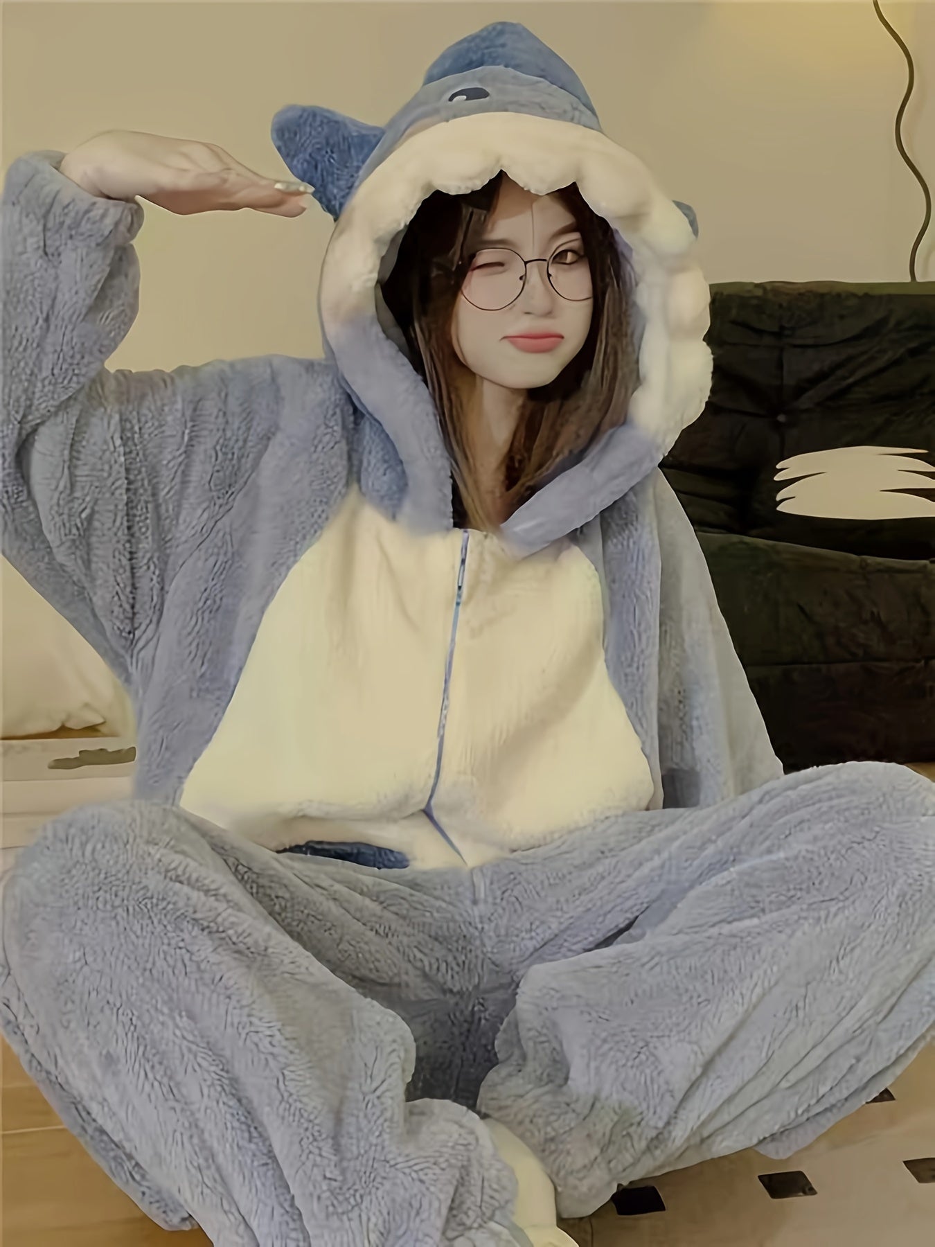 Women's Autumn and Winter Style Cute Shark Cartoon One-Piece Pajama，Coral Fleece Thickened Warm Hooded Tracksuit，Can Be Worn outside