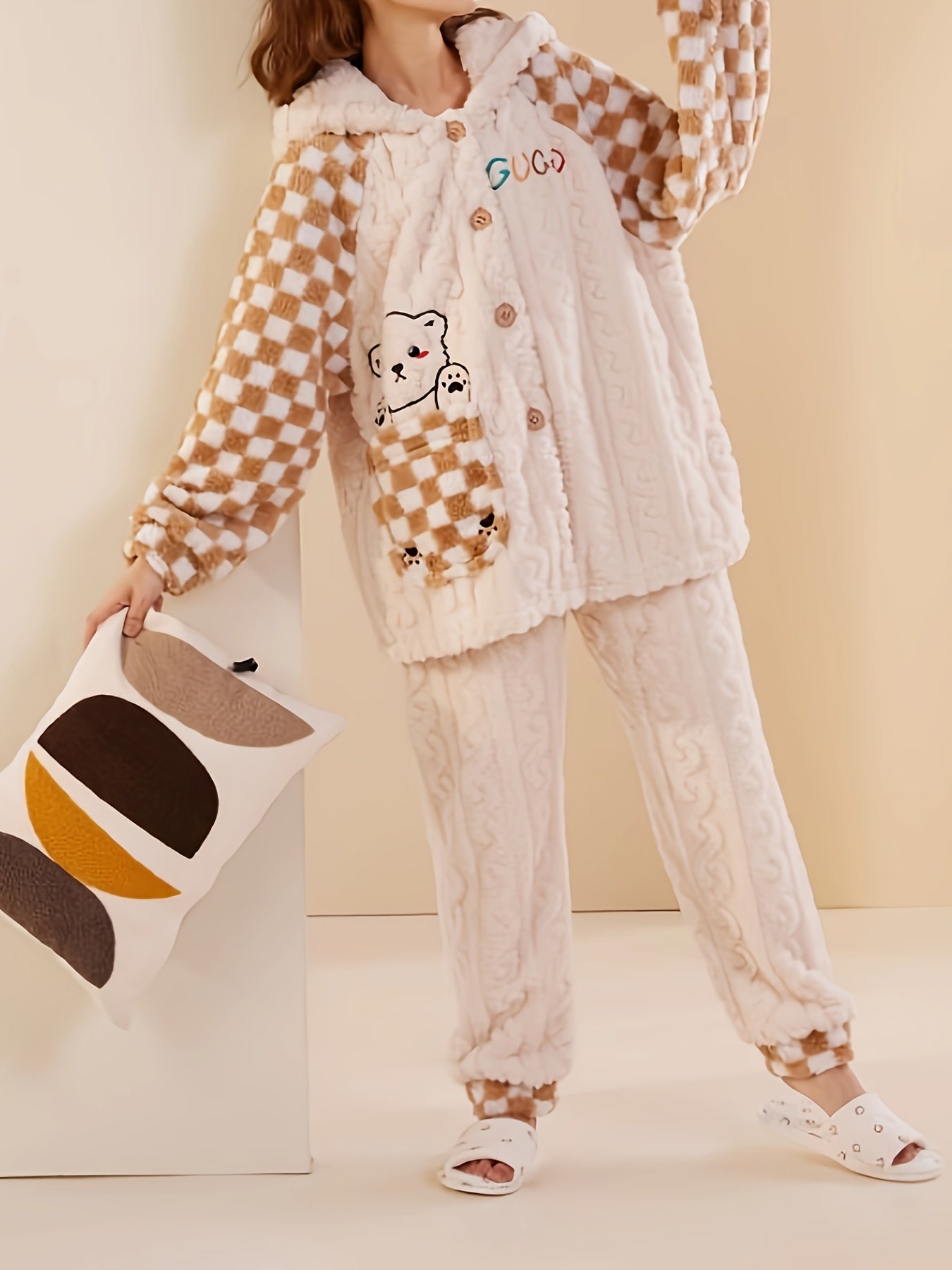 Women's Comfortable Pajamas Suit，Long Sleeve，Trousers，With Hat Open Front Cardigan，Coral Fleece，Cartoon Bear Print，Thermal pajamas，Polyester，Casual Style，Suitable for All Seasons。