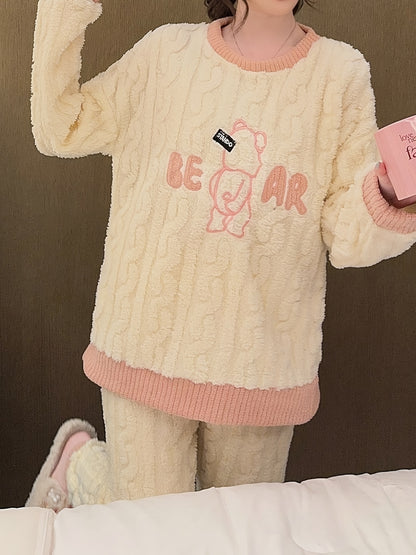 Envelope Bear Thick Pajamas in Autumn and Winter，Soft and Cute Cartoon Pattern，Long-Sleeved Trousers Two-Piece Coral Fleece Homewear，Suitable for Outdoor Wear。