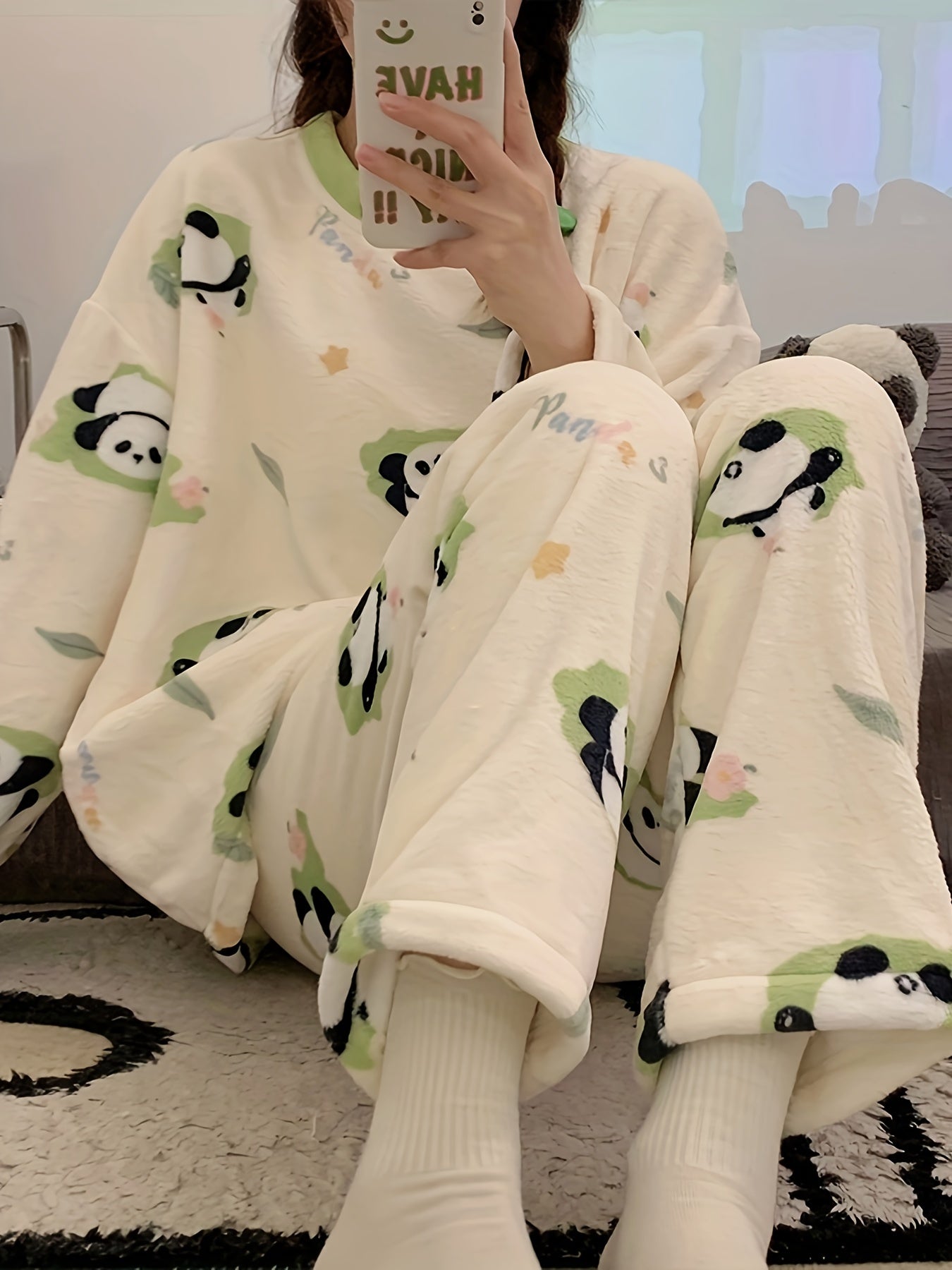 2 Women's Winter Flannel Pajamas Suit - Cute Cartoon Panda Pattern，round Neck，Long Sleeve，Knitted Fabric，Warm and Comfortable Homewear